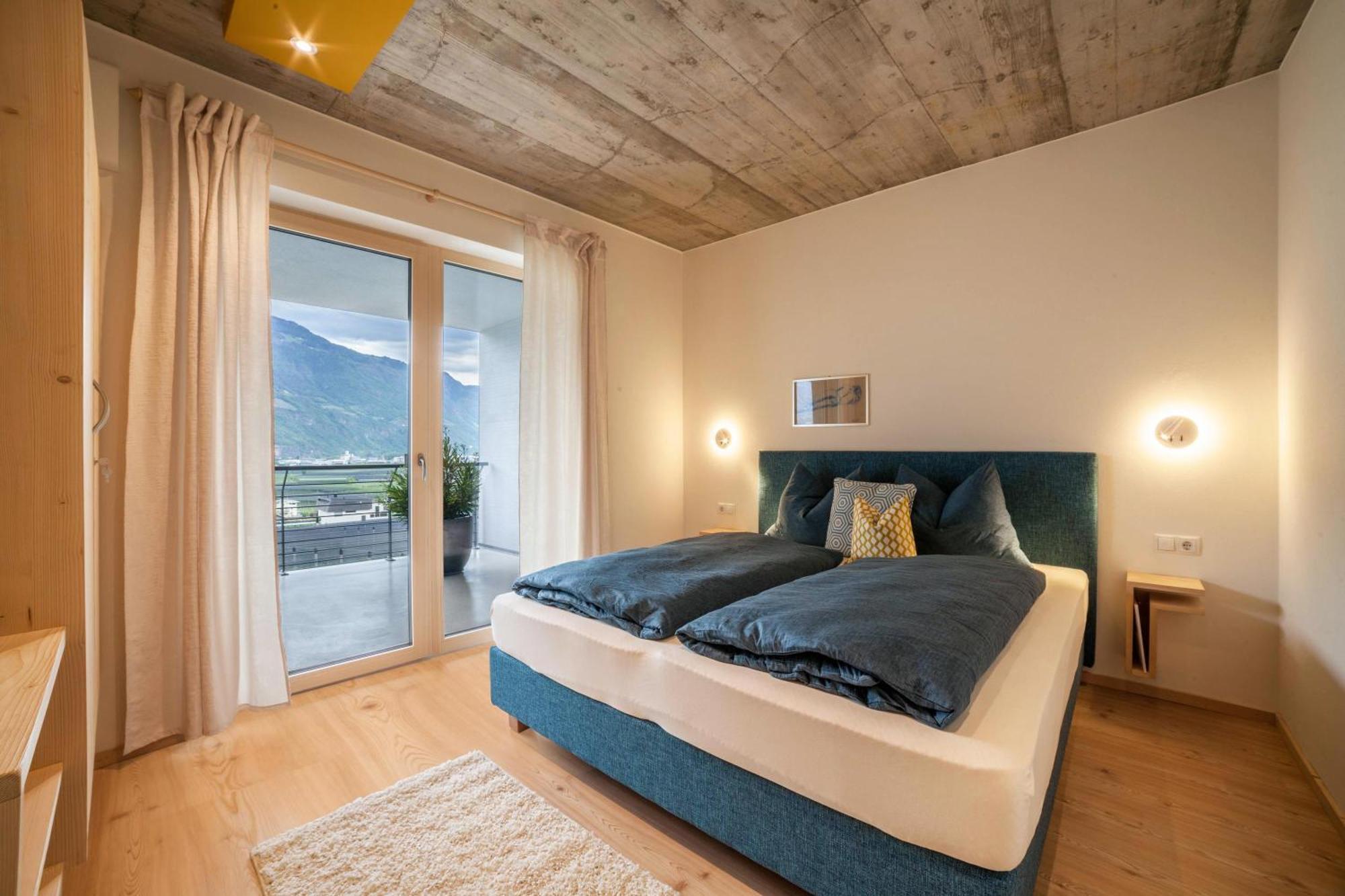 Apartment Das Eckige Cermes Exterior photo